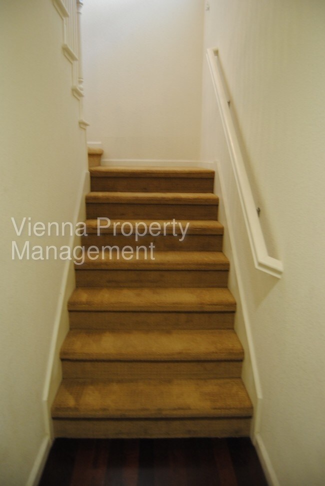 Foto del edificio - 3301 N Park Dr