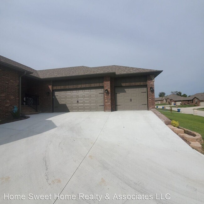 Foto del edificio - 4 br, 2 bath House - 839 S Eastridge