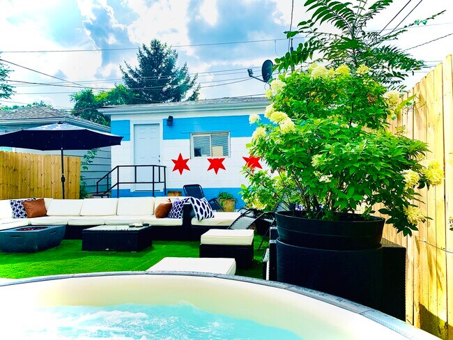 Foto del edificio - 1422 N Lawndale Ave