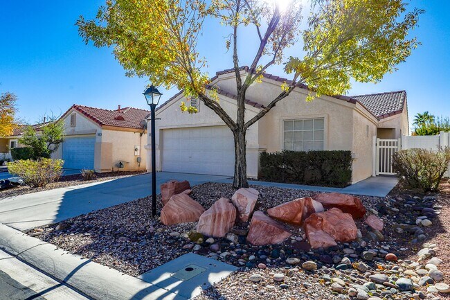 Foto del edificio - Single Story North Las Vegas Home In Gated Community
