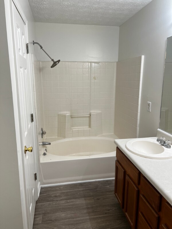 Building Photo - 100 Lafayette St