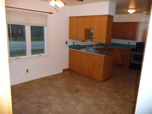 Building Photo - 9355 US-12