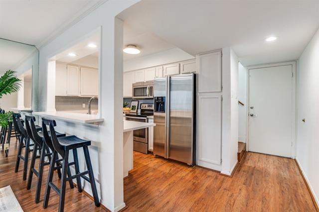 Foto del edificio - 4411 Gilbert Ave