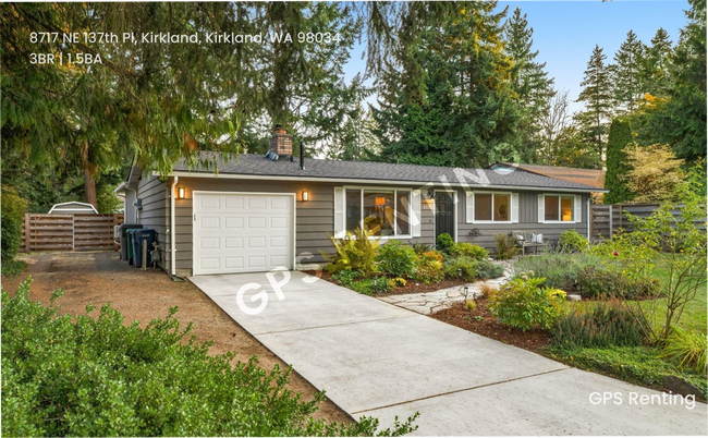 Classic Mid-Century Rambler with Modern Co... - Classic Mid-Century Rambler with Modern Co... House