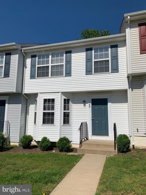 Foto principal - 106 Merrill Ct