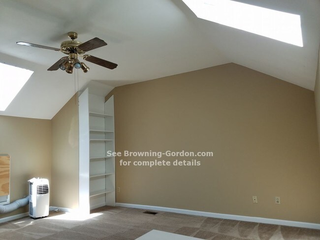 Foto del edificio - 206 Fairmont Ct