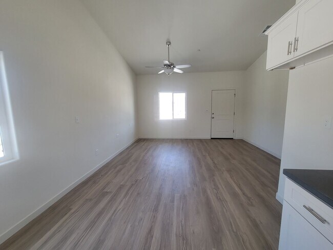 Foto del edificio - 8313 Grandy St