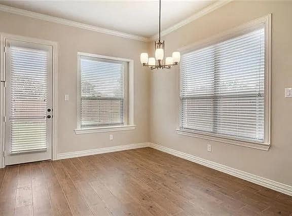 Building Photo - 800 Newhaven Dr