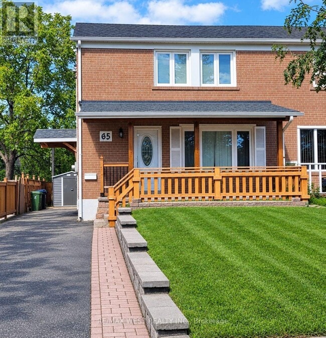 Building Photo - 65 Clapperton Ave
