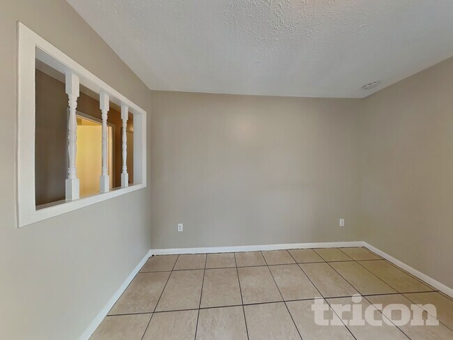 Foto del edificio - 1115 Oakhill St