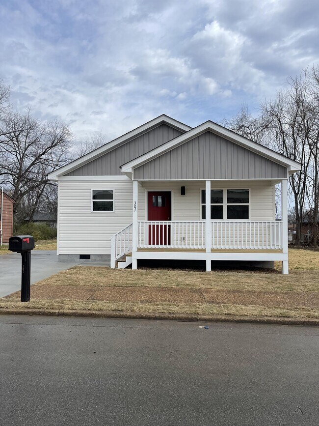 Foto del edificio - 307 W 42nd St