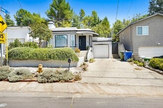 Building Photo - 10172 Covert Ave