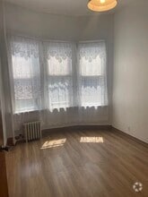 Building Photo - 582 Jersey Ave