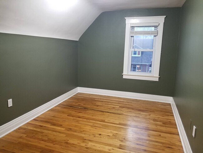 Foto del edificio - 2411 8th St