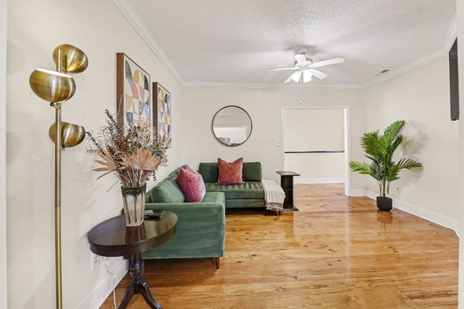 Foto del edificio - 555 Rutledge Ave