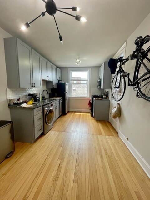 Foto del edificio - 4858 N Hermitage Ave