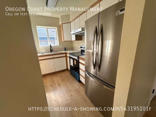 Foto del edificio - 903 Evergreen Dr