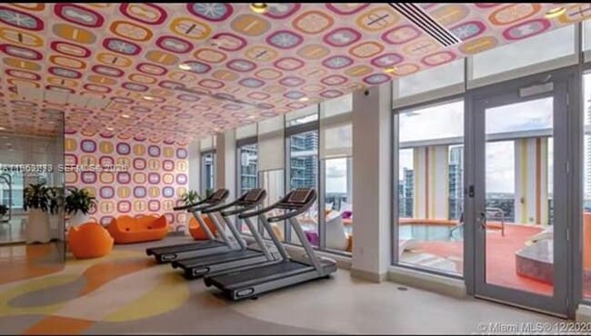 Foto del edificio - 31 SE 6th St