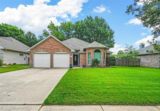 Foto principal - 1735 Parkwood Dr