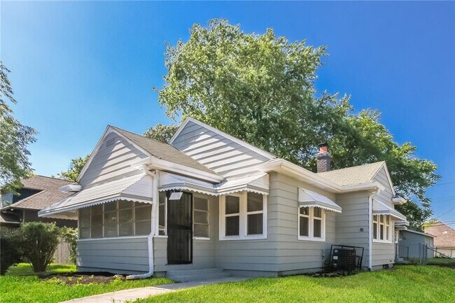 Building Photo - 1502 Edgemont Ave