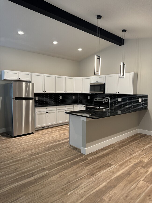 Foto del edificio - 13726 W 13th Ct N