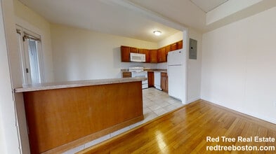 Building Photo - 1131 Commonwealth Ave