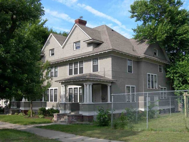 Building Photo - 532 Carroll st
