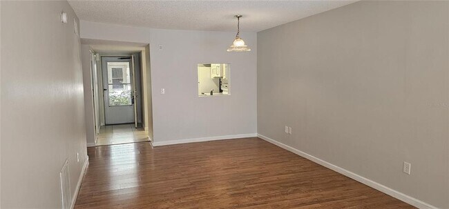 Foto del edificio - 7294 Cloister Dr