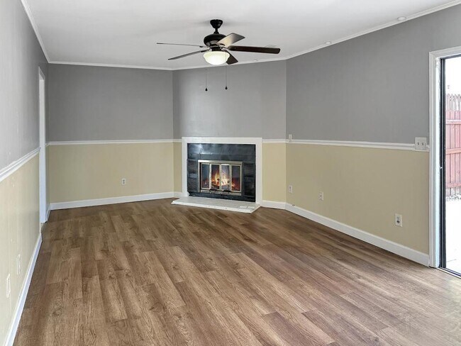 Foto del edificio - 3103 Alder Way