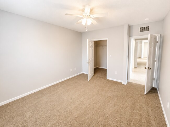 Building Photo - 6386 Emerald Dunes Dr