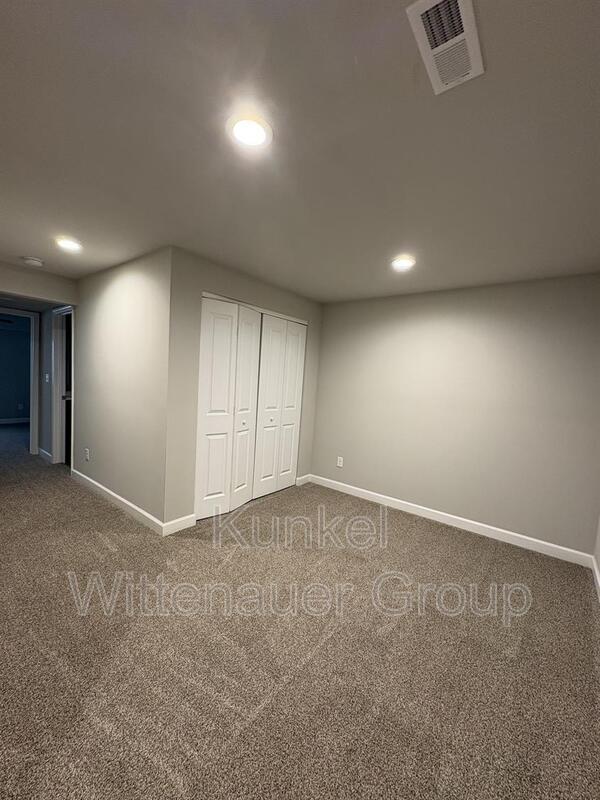 Building Photo - 8404-A ALLIED WAY