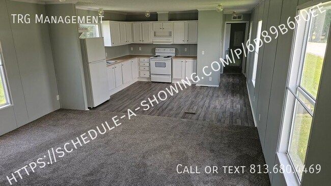 Building Photo - Seize the chance to OWN this 3 beds mobile...