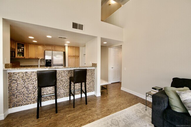 Building Photo - 15283 Maturin Dr