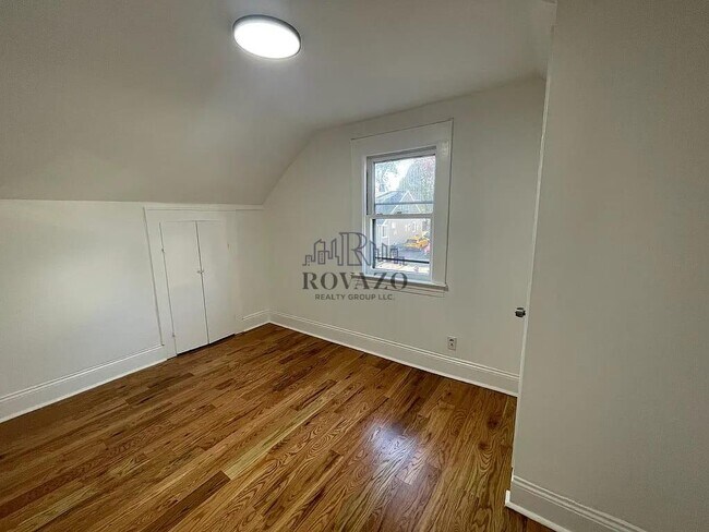 Foto del edificio - 1419 Hiawatha Ave