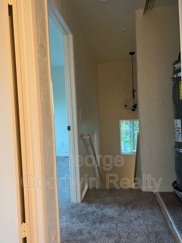 328 Vallejo St Unit 328 (front), Petaluma, CA 94952 Condo for Rent in