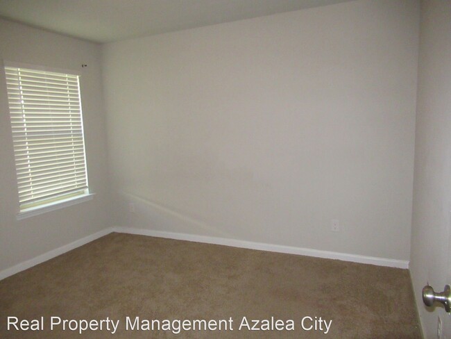 Building Photo - 3 br, 2 bath House - 8096 Colleton Dr N