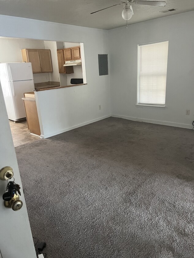 Photo - 1038 Logan St (Louisville, KY)