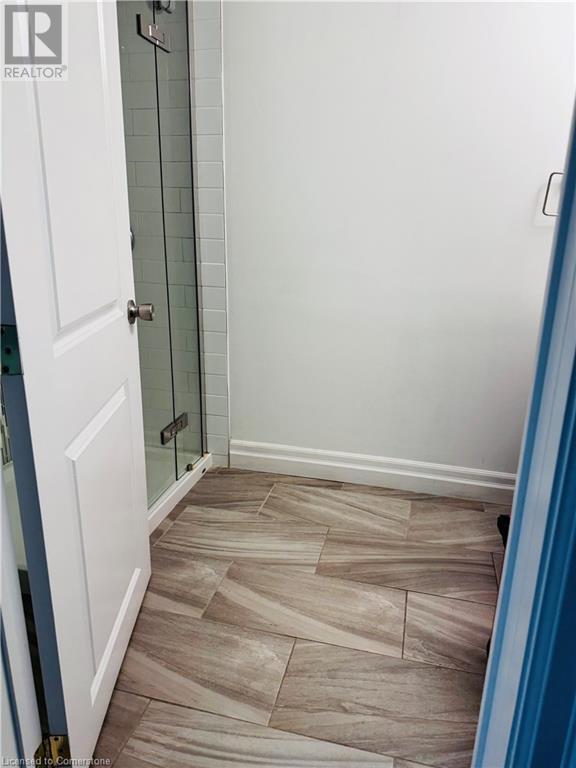 Photo du bâtiment - 450 E 37th St