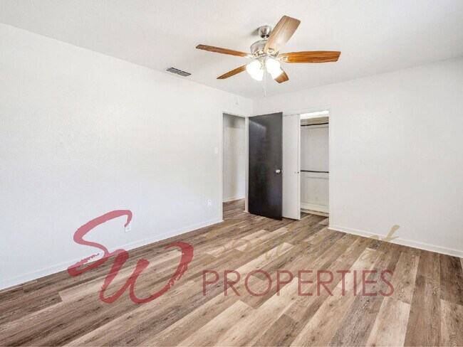 Foto del edificio - Immaculate, well maintained 3 bedroom 2 bath, great neighborhood!