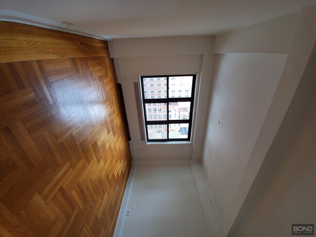 Foto del edificio - 137 E 38th St