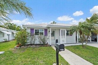 Building Photo - 730 Spanish Dr S