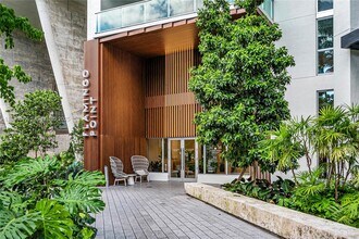 Building Photo - 1500 Bay Rd