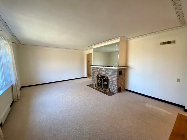 Foto del edificio - For Rent Affton Ranch 3 bed 2 bath