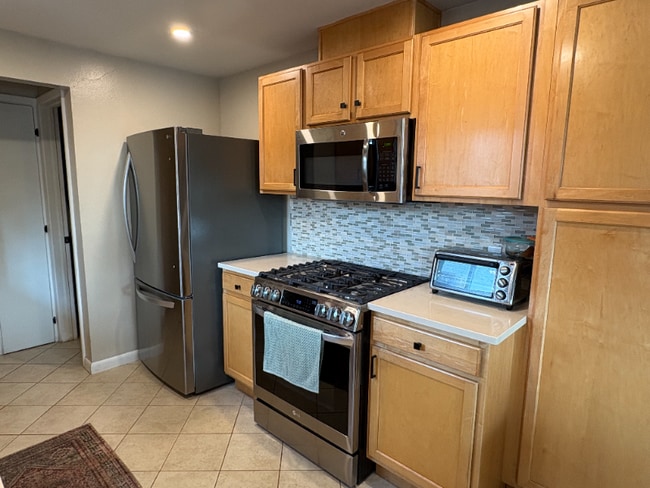 Building Photo - 925 Wolff St