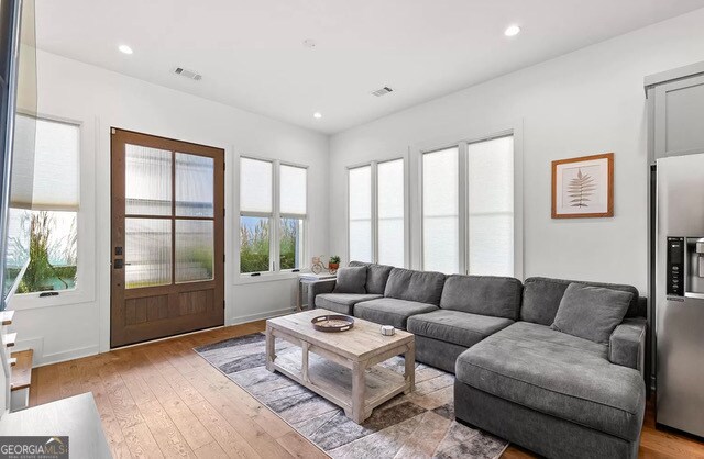 Foto del edificio - 167 Ravenhurst Ln