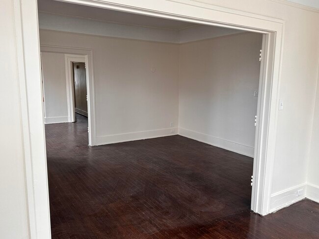 Building Photo - 2293 W Philadelphia St