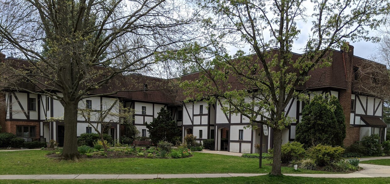 100 Rutgers Ave Unit 12, Swarthmore, PA 19081 Condo for Rent in