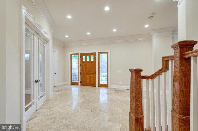 Foto del edificio - 6506 Divine St