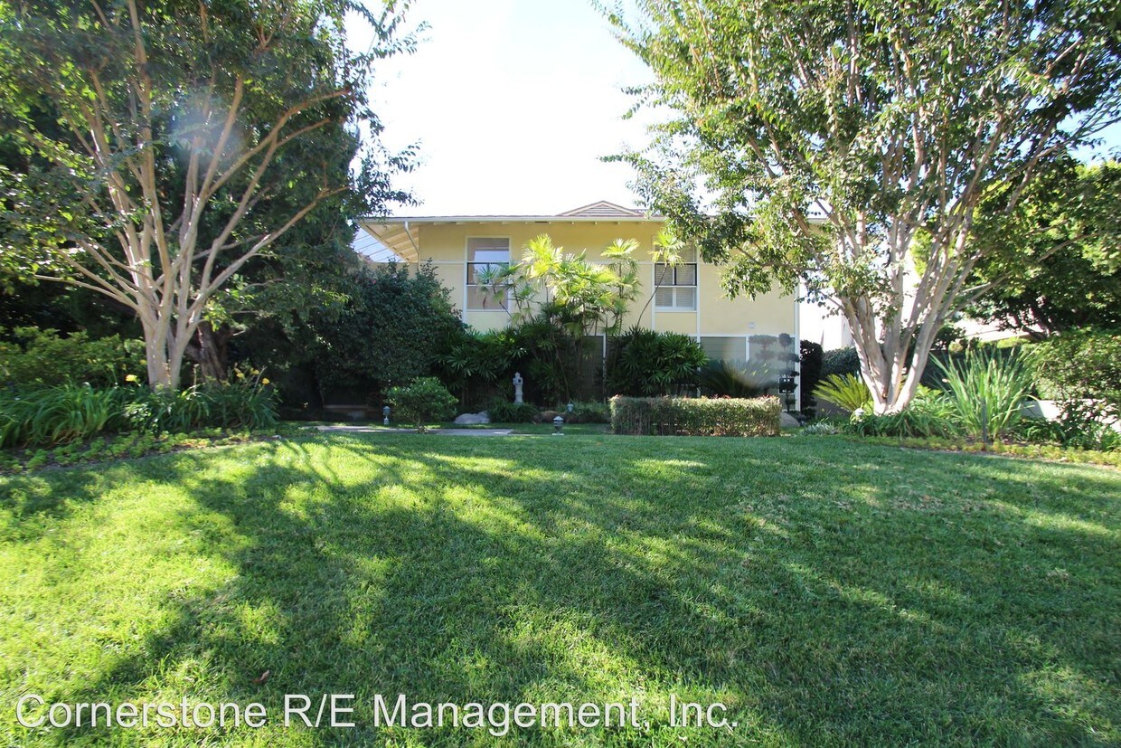 Primary Photo - 225-233 S Orange Grove Blvd