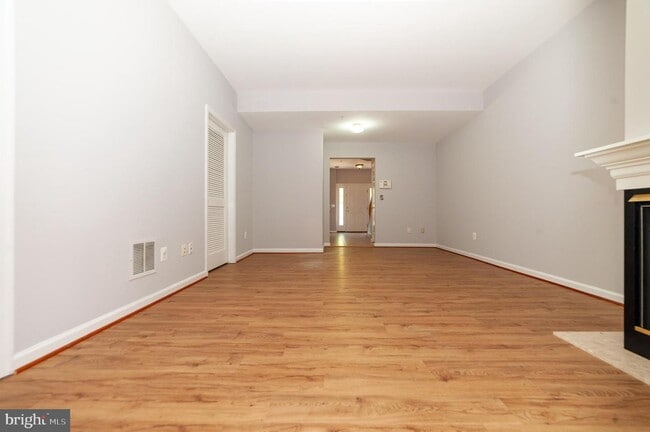 Building Photo - 8267 Phelps Lake Ct